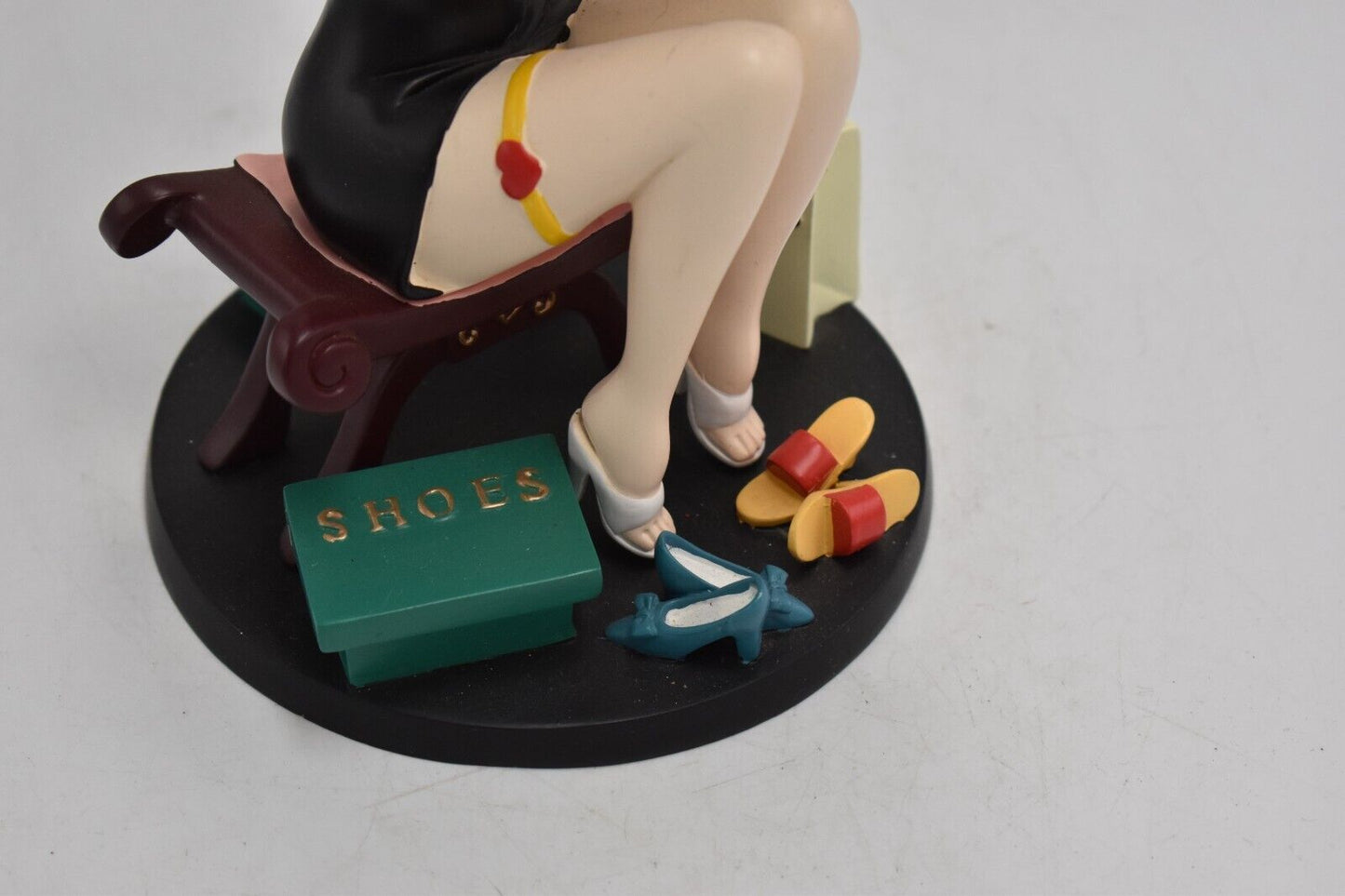 Betty Boop Fitting Shoes Figurine – King Features Syndicate