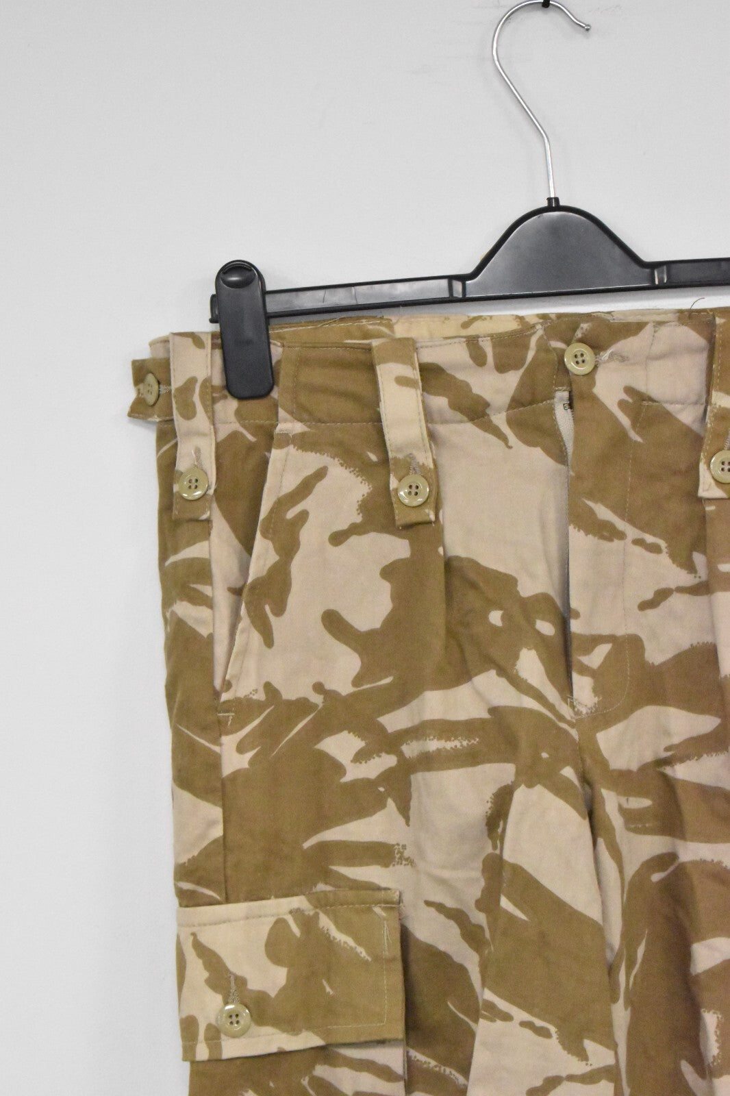 British Army Desert DPM Camo Shorts – Waist 30"