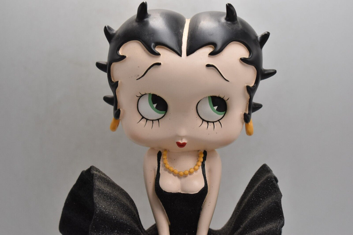 Betty Boop Cool Breeze Black Dress Figurine – King Features Syndicate