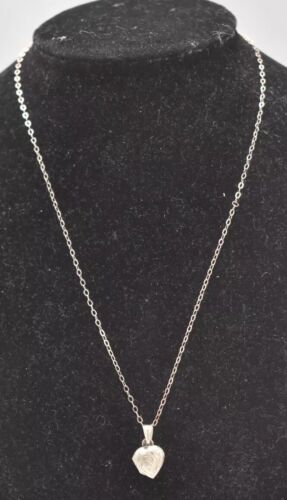 Vintage Sterling Silver 925 Necklace and Heart Locket Pendant 41cm